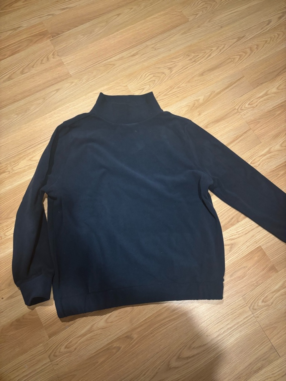 Dudley Stephen’s Classic Navy Mock Neck Sweatshirt